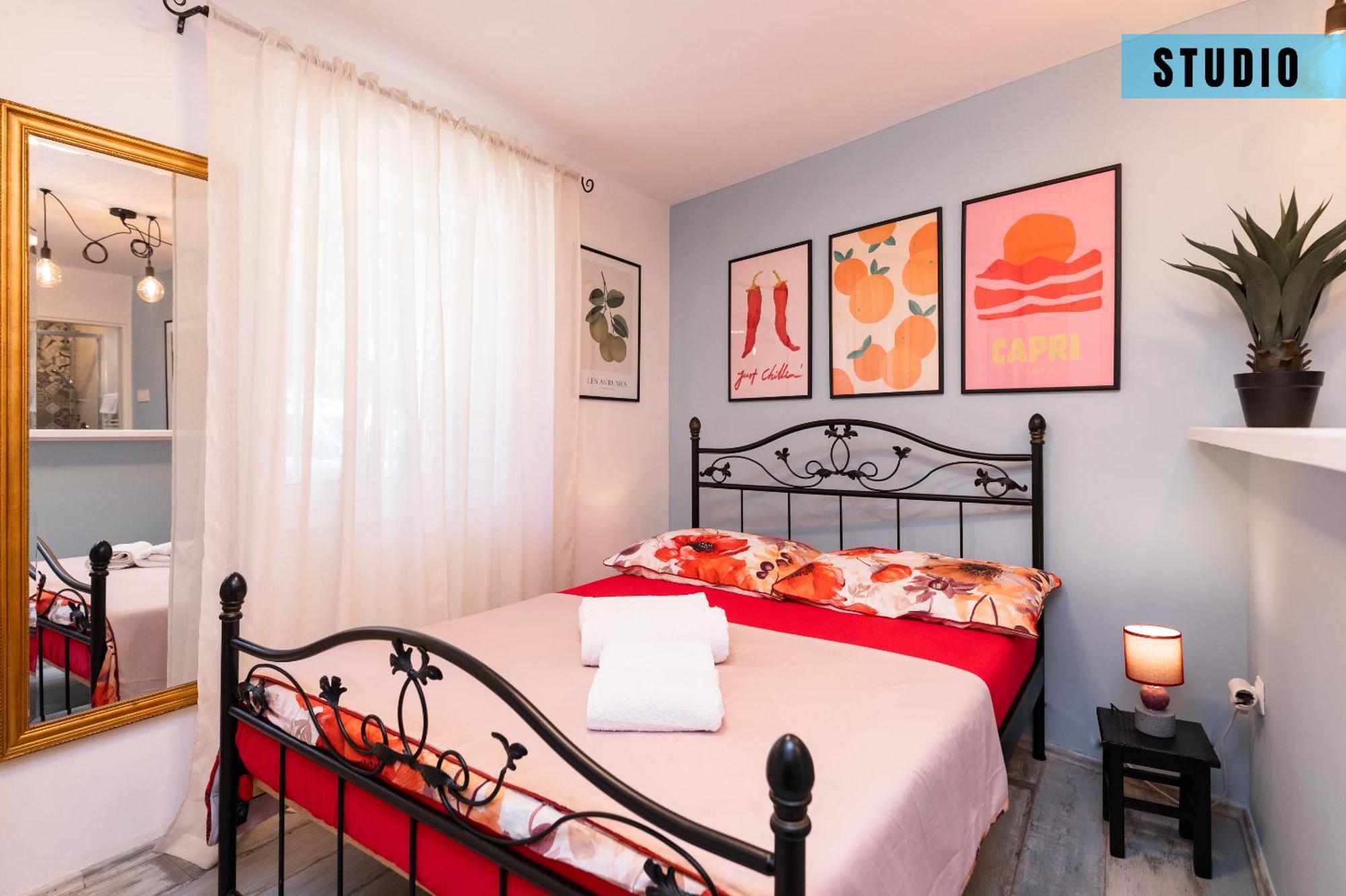 Studio Apartment & Room Split-Two Different Units! Exterior photo